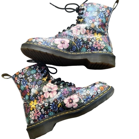Dr Martens 1460 Pascal Floral Lace Up Boots in Wanderlust Size US 6 - Picture 3 of 16